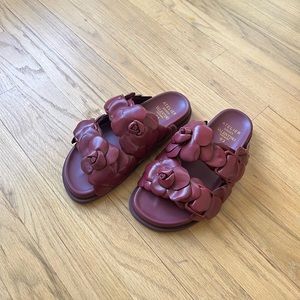 Brand new Valentino leather sandals